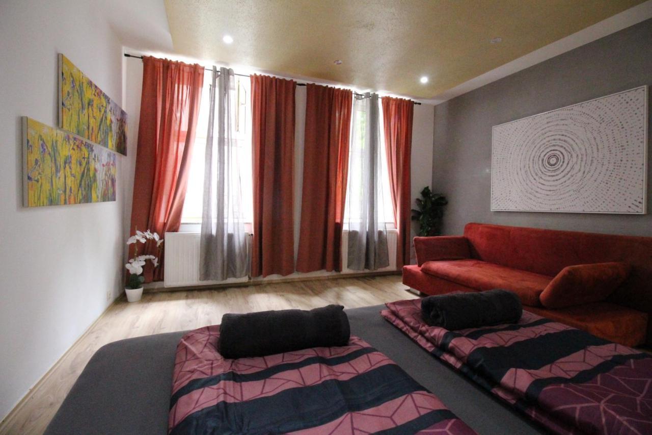 Private Triple Bedroom Rf1 * Wenen